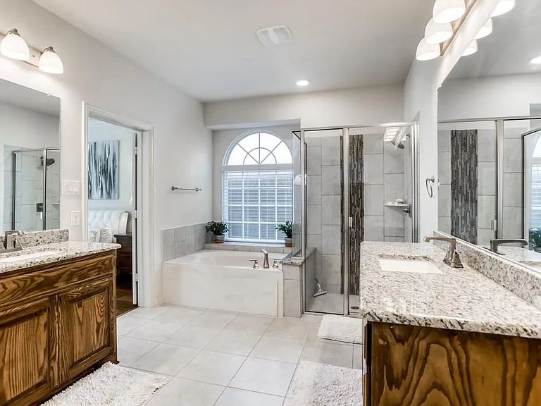 12558 Princess Dr — Photo 17