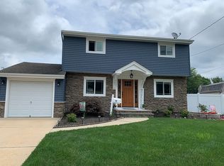 32 Bertrand St, Old Bridge, NJ 08857
