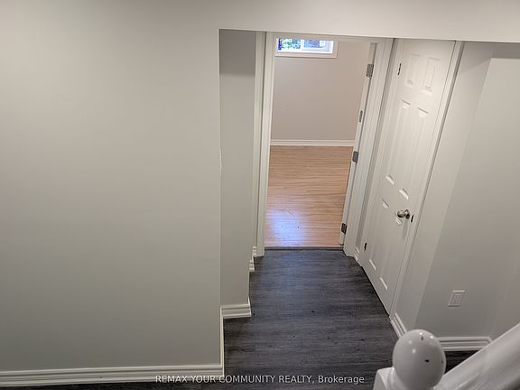 4th image of 31 Angus Dr #Basement