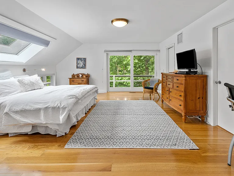 Larboard Dr — Photo 18