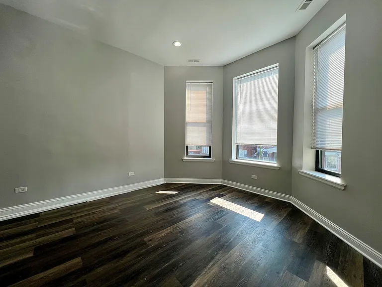 6631 S Rhodes Ave #2F — Photo 5