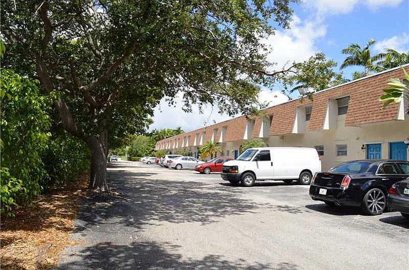 1st image of 15385 S Dixie Hwy APT 16
