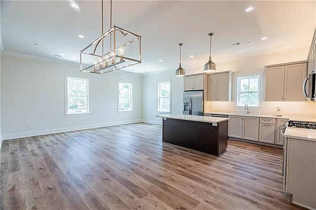 808 Bonnabel Blvd #D — Photo 9