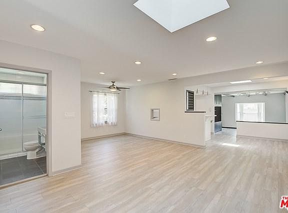 4th image of 5255 Selmaraine Dr