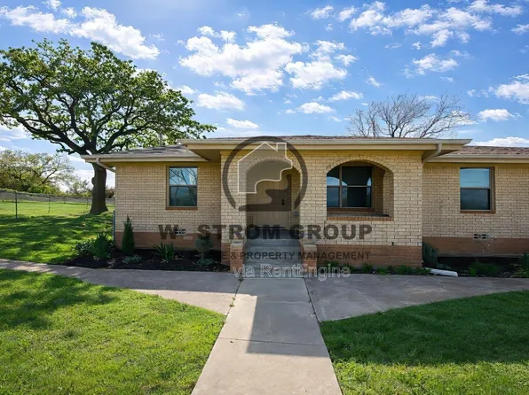 1119 Salt Creek Rd, Springtown, TX 76082