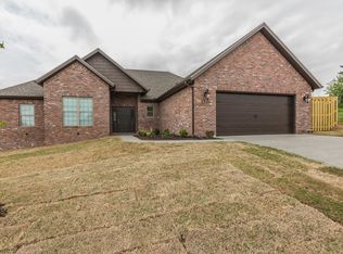 Abbey Ln, Centerton, AR 72719