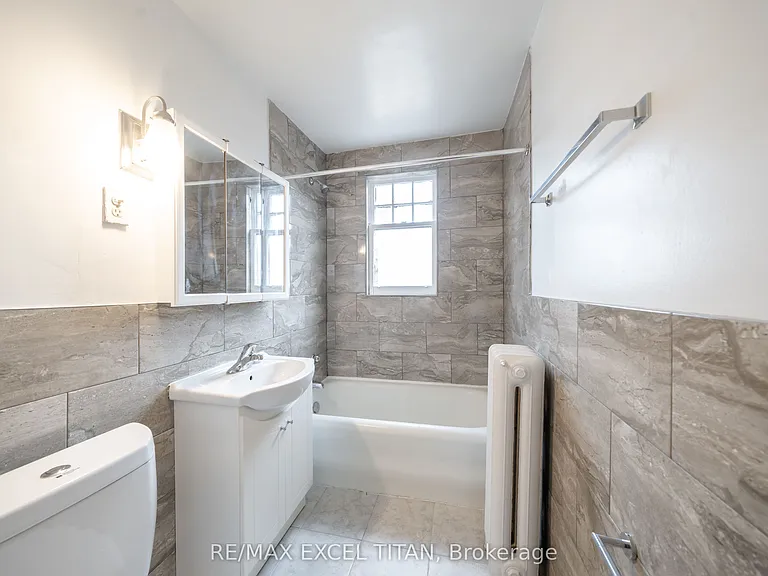 10 Kingston Rd #81 — Photo 8