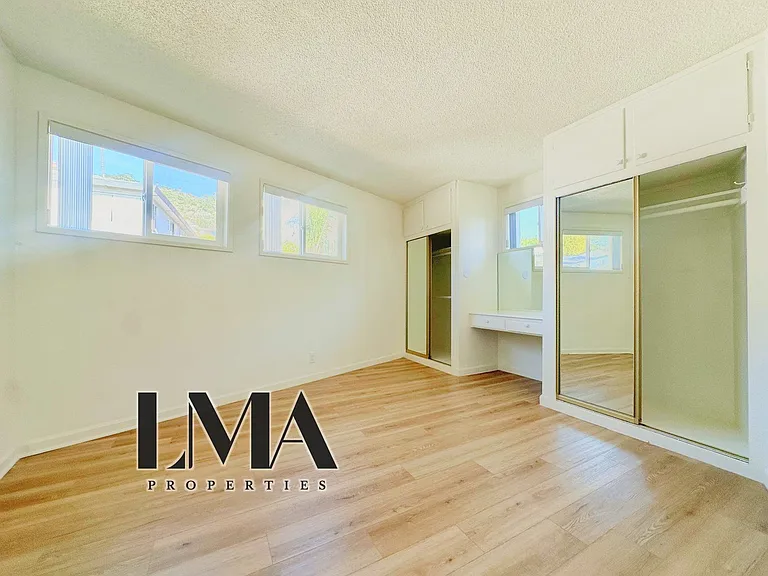 1830 N La Brea Ave #7A — Photo 29