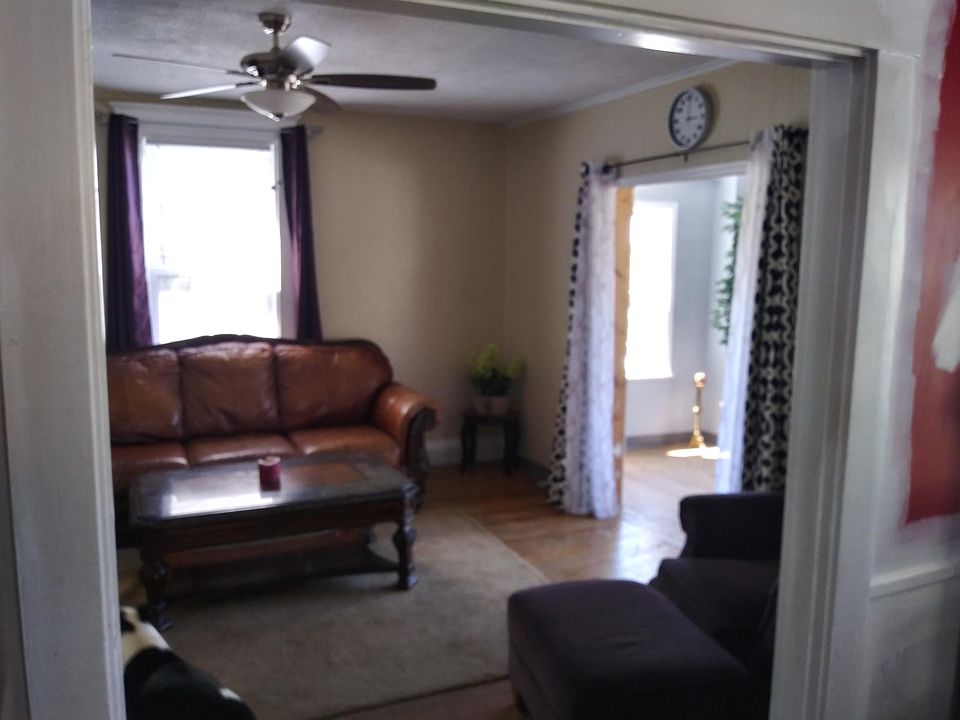 2nd image of 549 Church St #1
