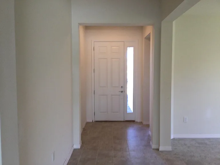 1630 Kingfisher Ct — Photo 6