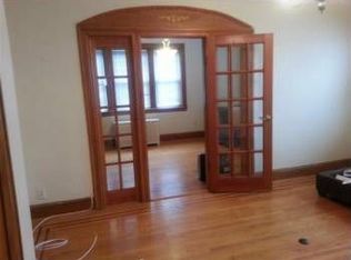 201 70th St APT 2, Guttenberg, NJ 07093