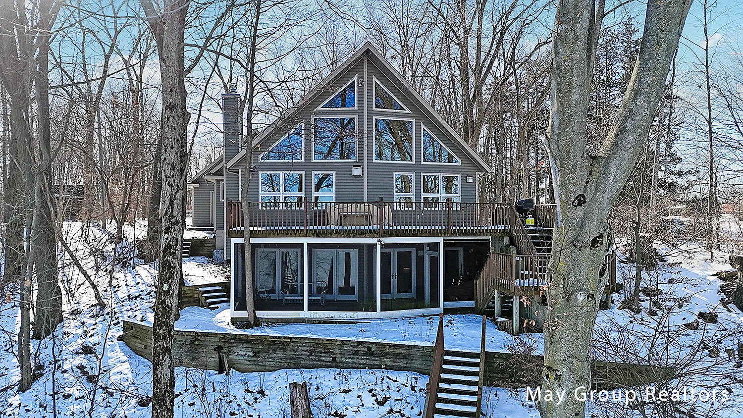 13825 W Point Dr NE photo 1