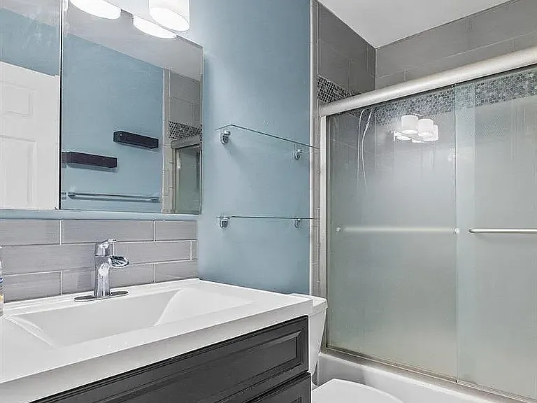 11481 Burgess Ave — Photo 13