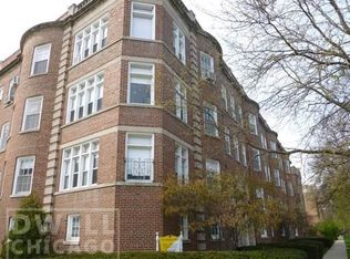 203 Kedzie St APT 1F, Evanston, IL 60202