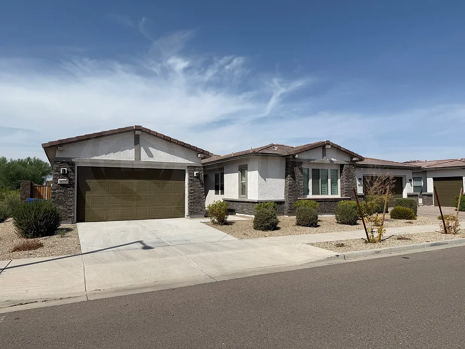 14130 W El Cortez Pl