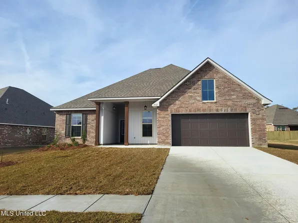 10321 Caroline Dr, Gulfport, MS 39503