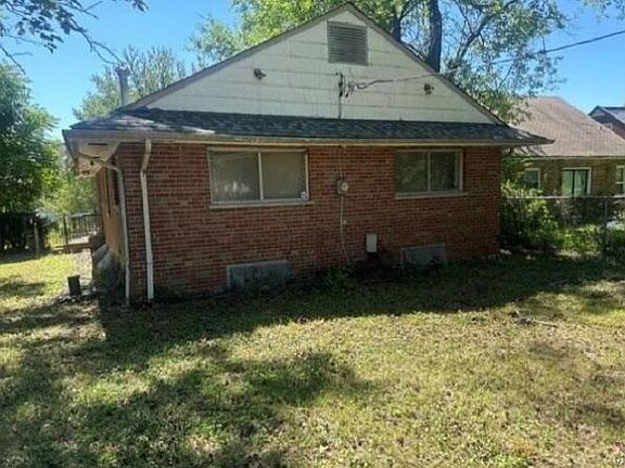 4th image of 3723 Avondale Ave