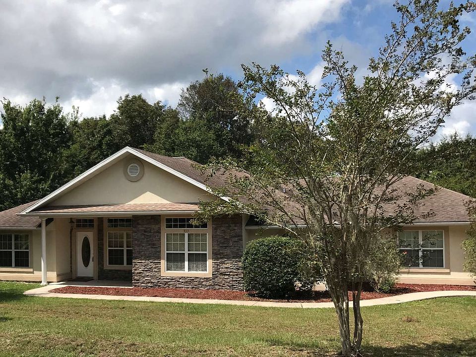 1st image of 333 NW Emerald Lakes Dr