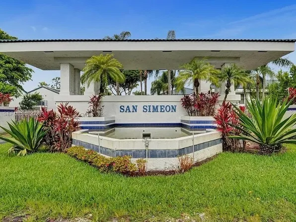 21300 San Simeon Way APT O4, Miami, FL 33179