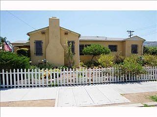 2nd image of 4492 Winona Ave