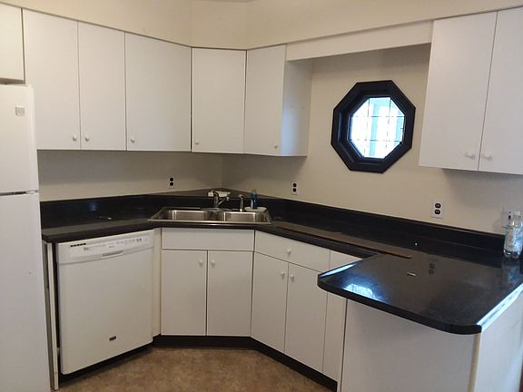 w/ fridge, stove, dishwasher