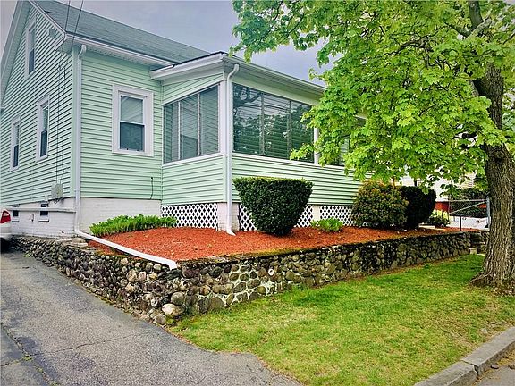 2nd image of 176 Burgess Ave