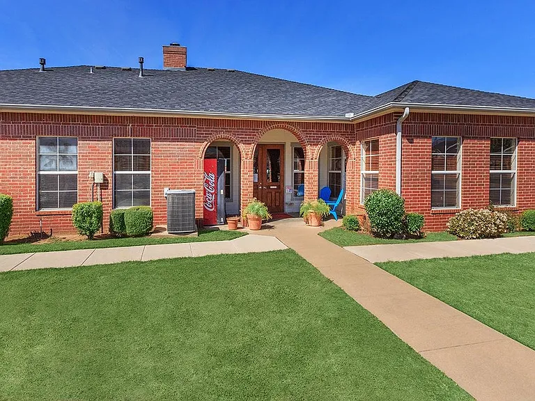 1701 W Rathgeber Rd #1701 — Photo 4