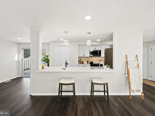 6664 Dovecote Dr, Columbia, MD 21044