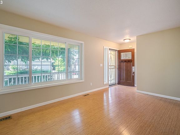 5th image of 42005 NW Broadshire Ln
