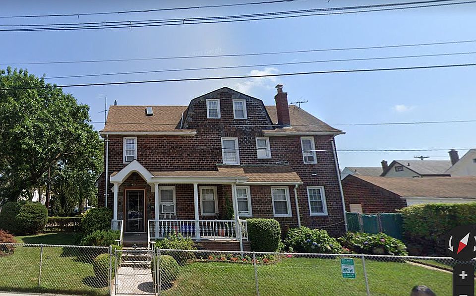 1st image of 20910 93rd Ave