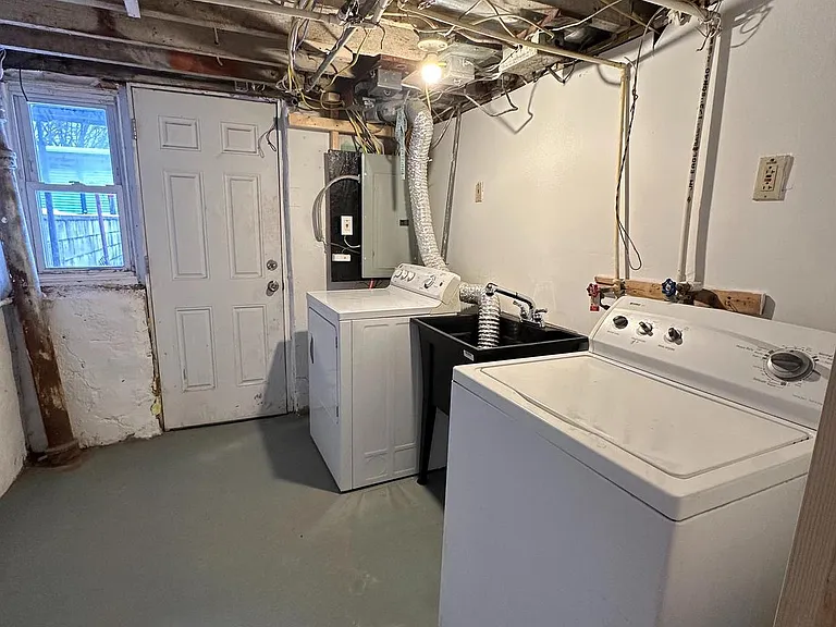 3750 L St — Photo 21
