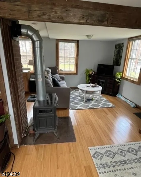 1 bed, 1.0 bath, $1,825 — Photo 4