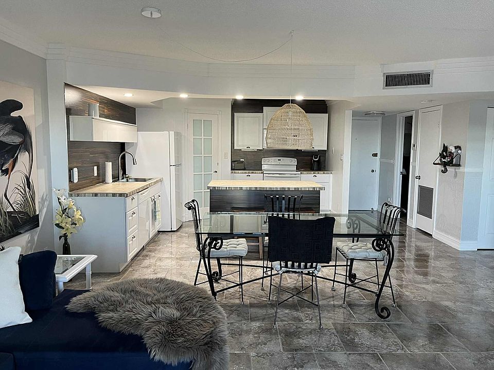 1st image of 4770 NW 21st Street #405