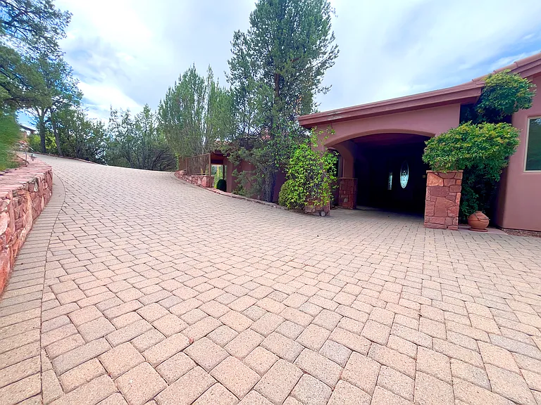 Driveway Entrance