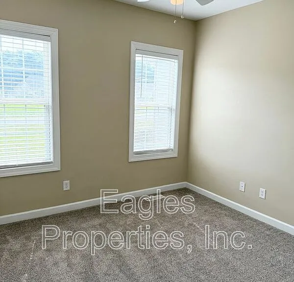 201 Autumn Ridge Dr — Photo 10