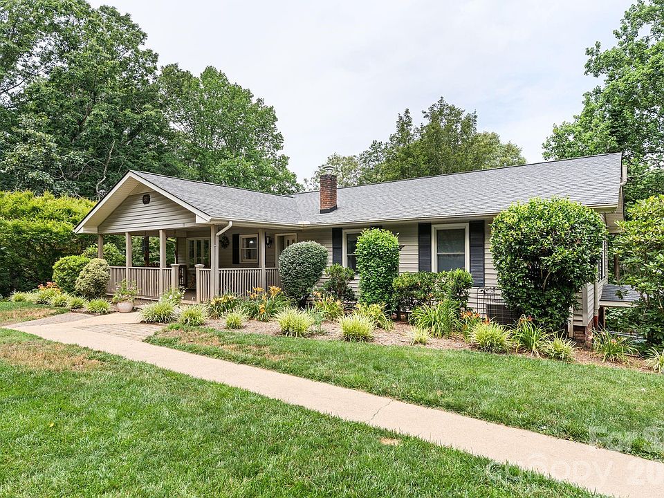 1st image of 33 Coffey Cir