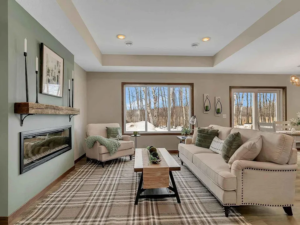 2401 40th Ave S