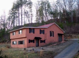 15 Orr Dr, Bryson City, NC 28713