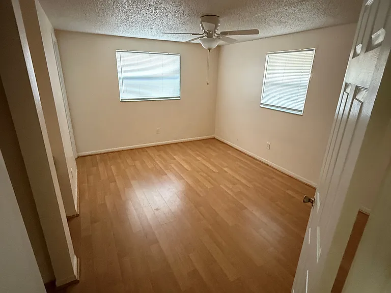 8431 Kumquat Ave — Photo 5