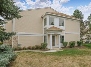842 Coronado Ct, Elgin, IL 60123