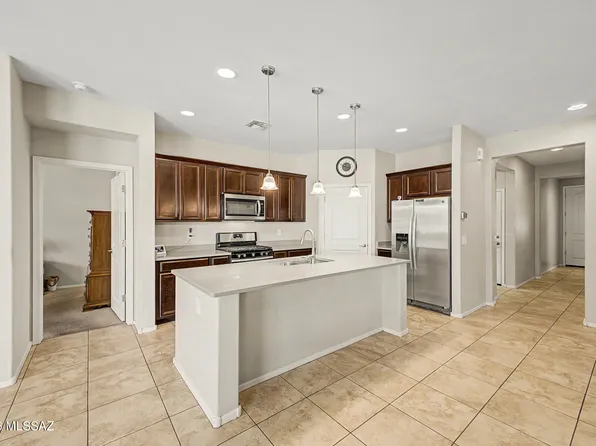 6667 E Via Boca Grande, Tucson, AZ 85756