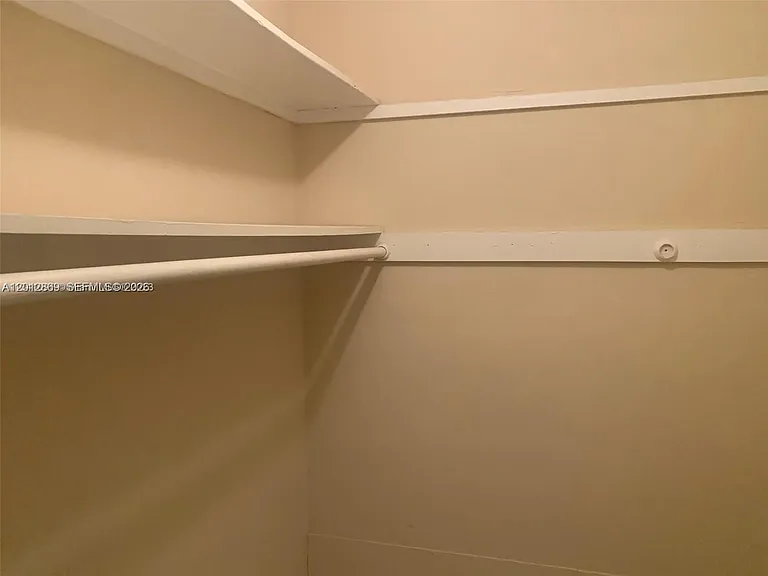 1702 McKinley St #4 — Photo 13