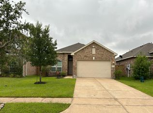 12705 Pirate Bend Dr, La Marque, TX 77568
