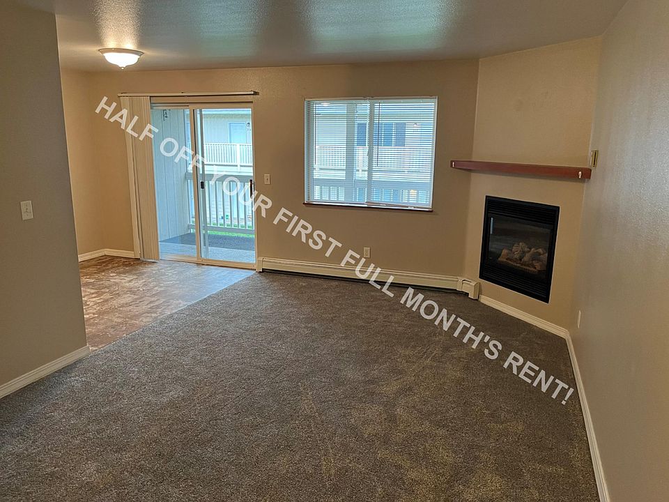Get HALF OFF your first full month's rent! Bright, clean, ready to move in!