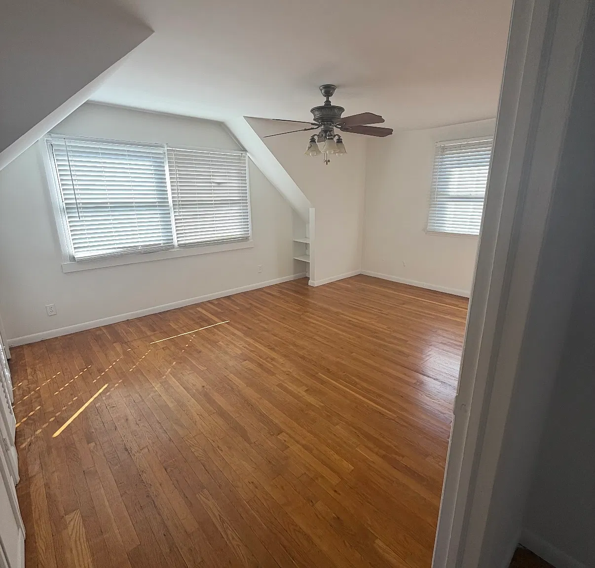 1 bed, 710 sqft, $2,300 — Photo 4