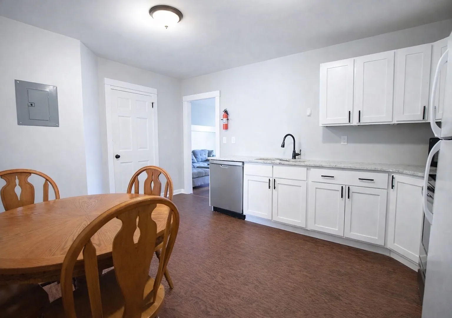 217 Columbia St (985 Danby Rd LLC) — Photo 2