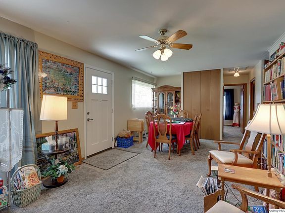 3rd image of 827 Shirlen Dr