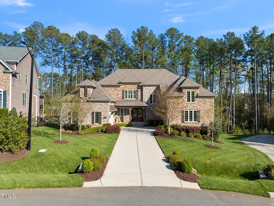 1st image of 8104 Fergus Ct