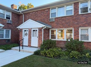 2710 South Rd #F7, Poughkeepsie, NY 12601