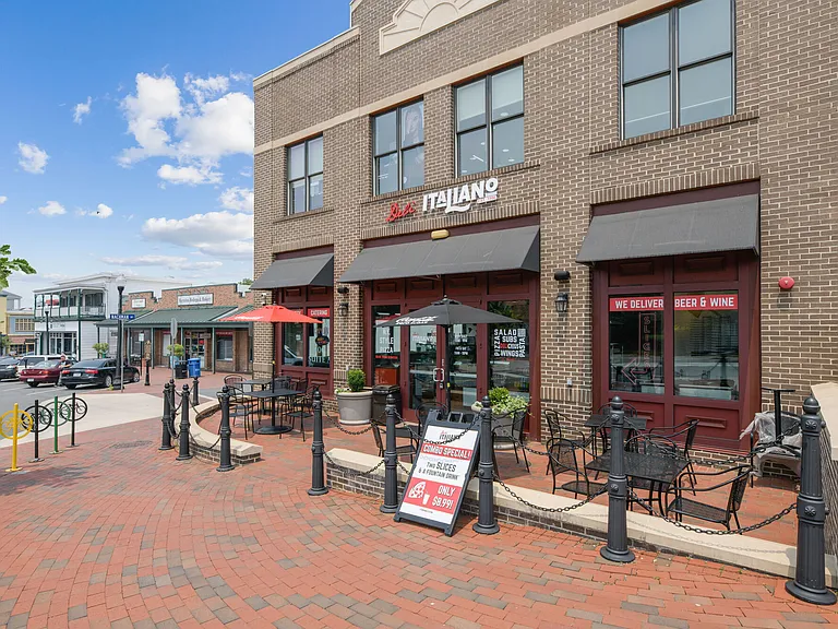 Townes at Herndon — Photo 46